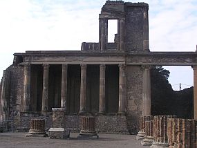 Apollonov chrám